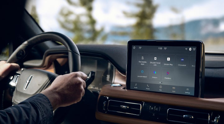 The center touchscreen of a Lincoln Aviator® SUV is shown | Ed Morse Lincoln in Muscatine IA