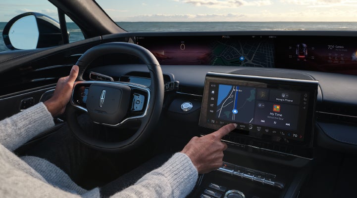The driver of a 2024 Lincoln Nautilus® SUV interacts with the new Lincoln Digital Experience. | Ed Morse Lincoln in Muscatine IA